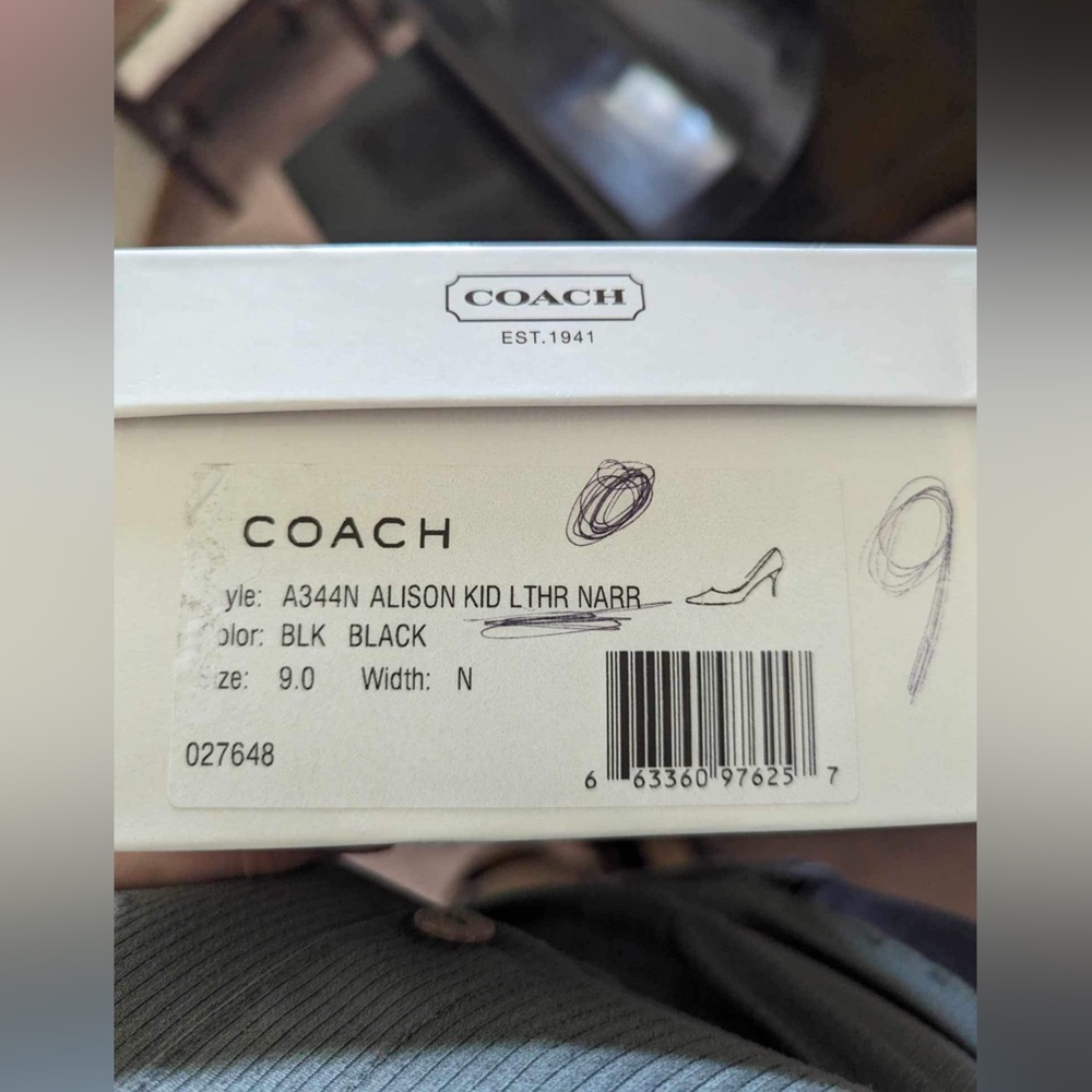 Coach "Alison" Black Kid Leather pumps heels Size: 9 - Picture 6 of 6